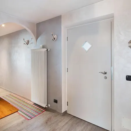 Giulia Apartment *