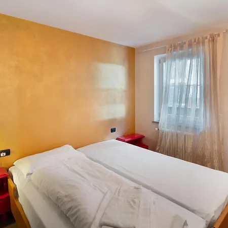 Apartment Giulia *